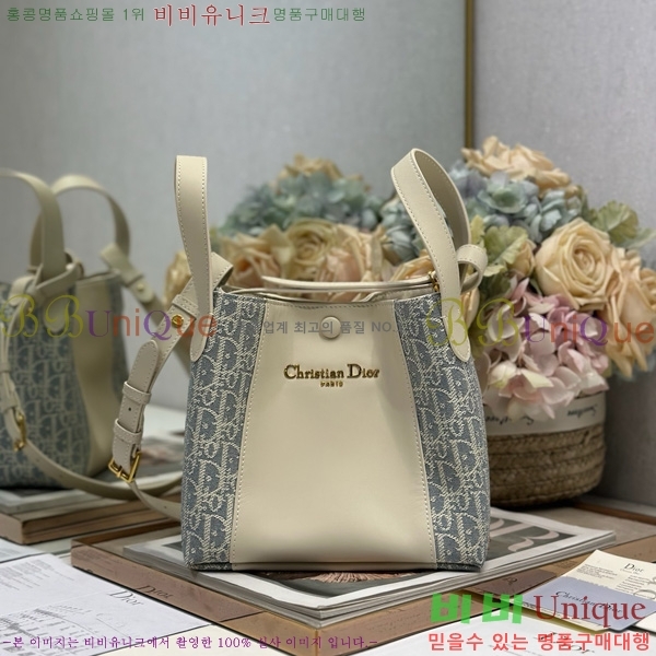 # Signature  Ŷ M2840-785