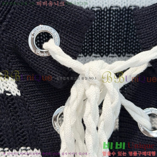   ǽ DO2120776-3