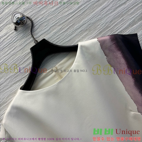   ǽ DO2120776-4