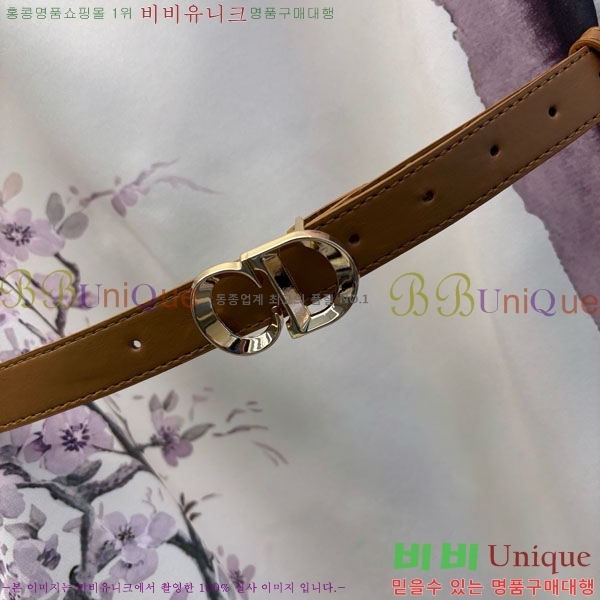   ǽ DO2120776-4
