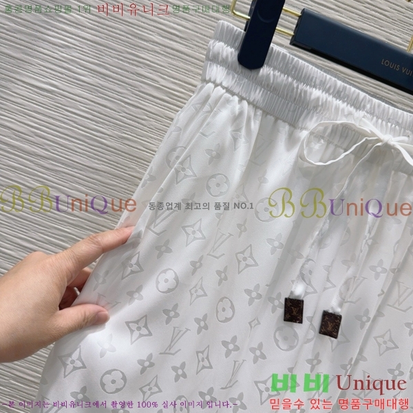  ̺  LV2581007-4