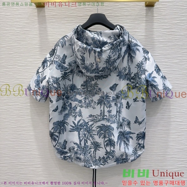    ĵ  DOI21599-9