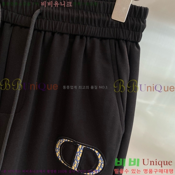   ݹ D254163574