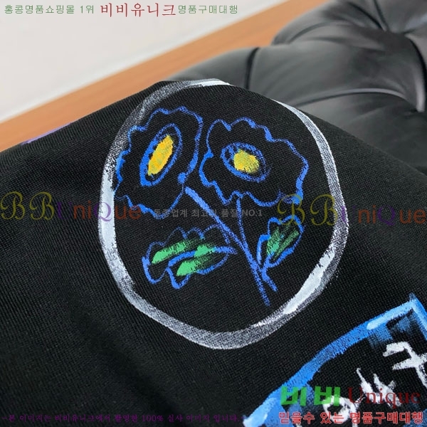    Ƽ D25516390