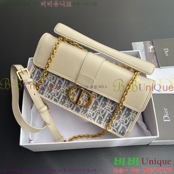 # 30 Montaigne ž ڵ M9601-102