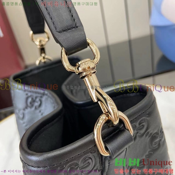 # GG   Ŷ   815118-520