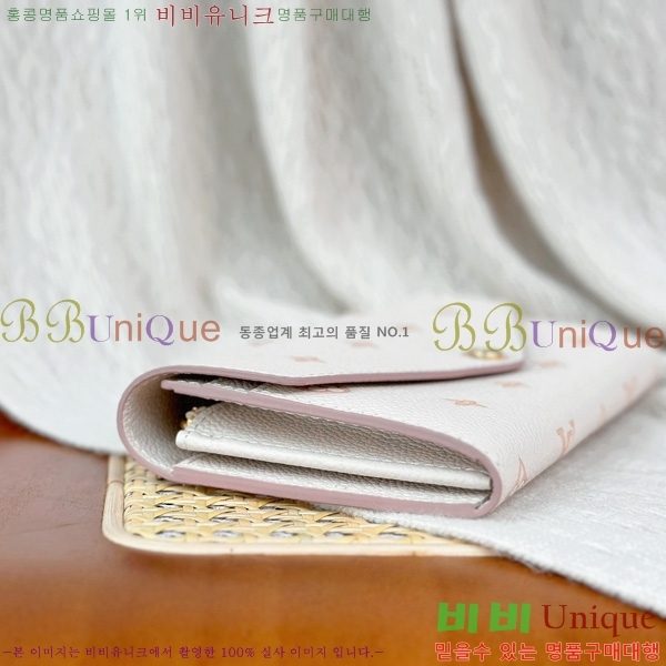 #̺   M60531-1001
