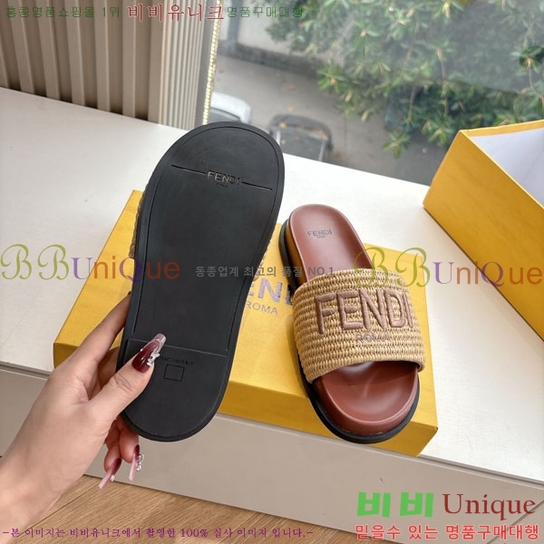    F8560005-2