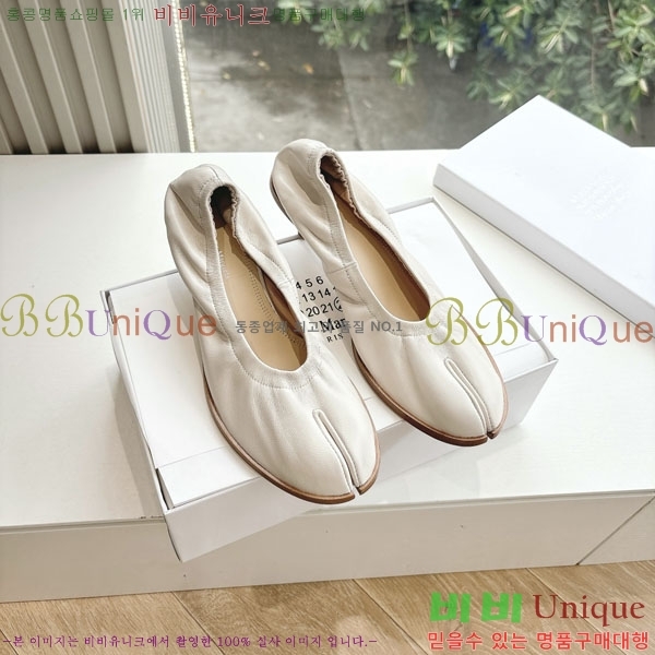     2M3067704-2