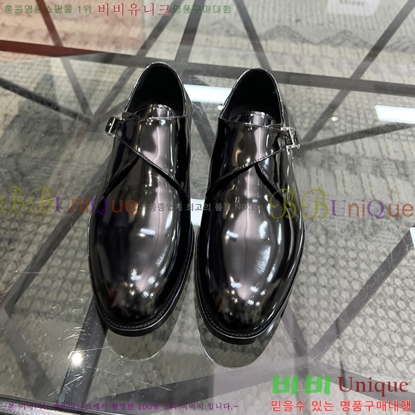޽  HT52130-5