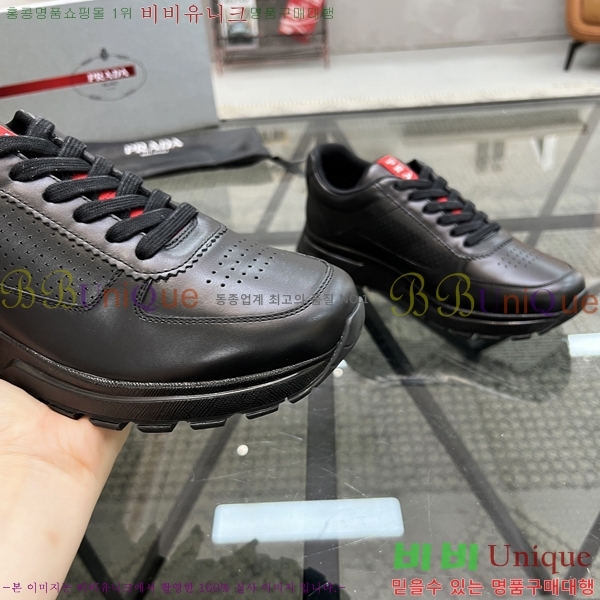  Ŀ R576741-8