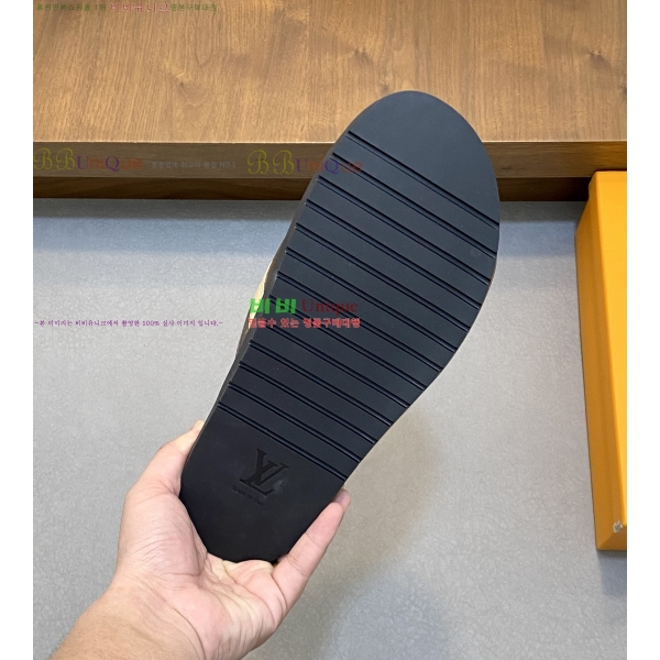  ̺ / 21L255822-1