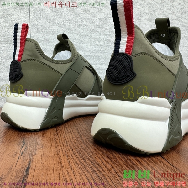  ** Ŀ MO97012-6