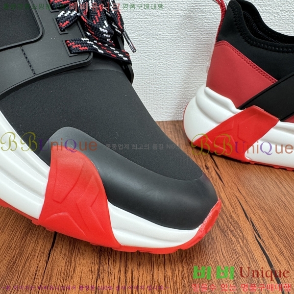  ** Ŀ MO97012-7