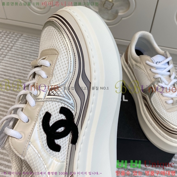  * Ŀ 38HG2552432-2