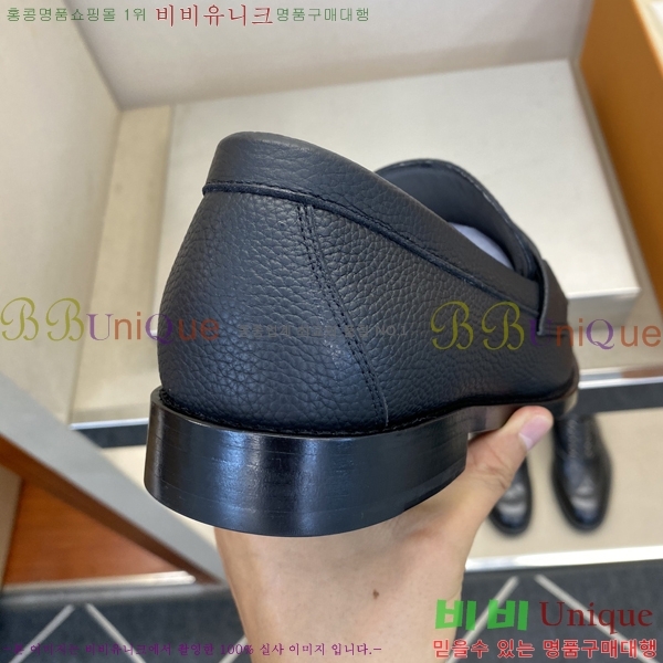  ̺  L7161626-4