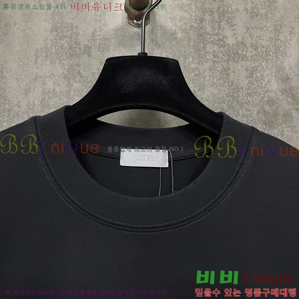    Ƽ D25516403-1