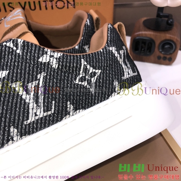  ̺ Ŀ L716245-2