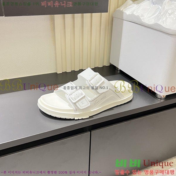  ̺  L8920935-6