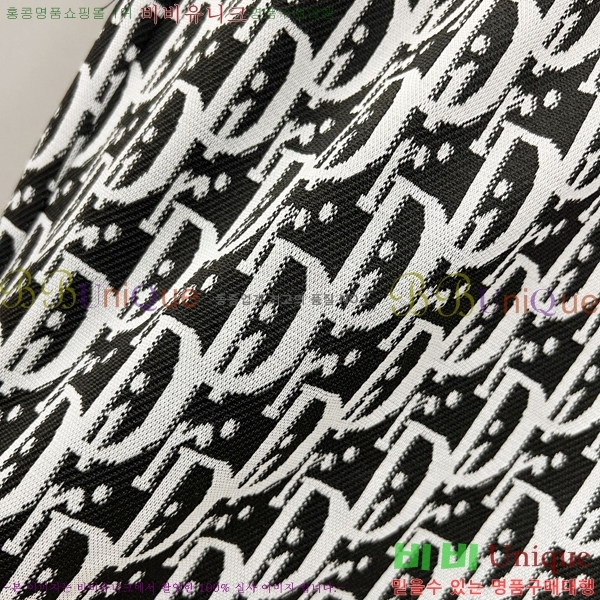   ݹ D254163583-2