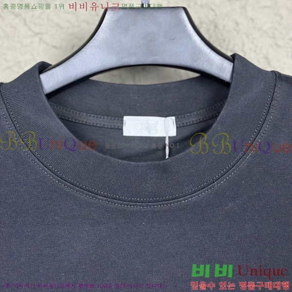    Ƽ D25516405-2
