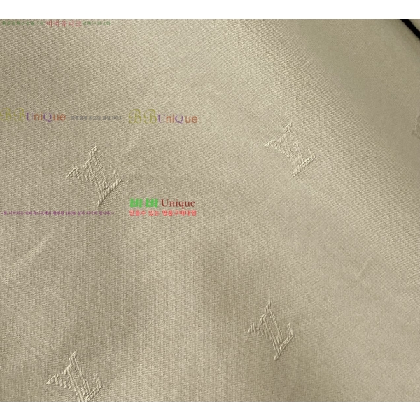  ̺  32L255717-1
