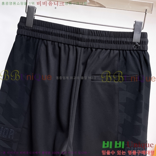   ݹ D254163579-2