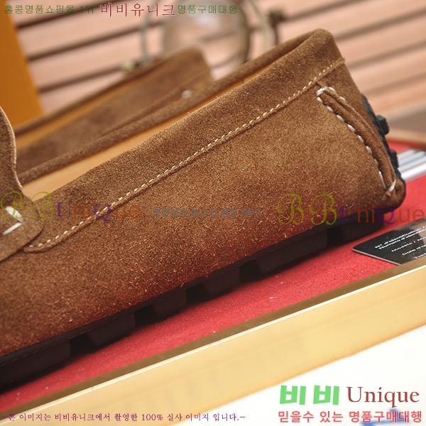  ̺  L7161627-38