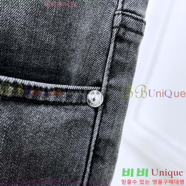  ̿̿ û M967401