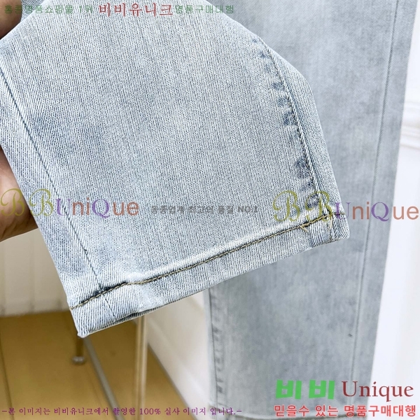  ü û VE2522460