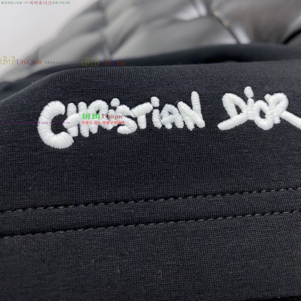    ݹ 15DR2555278-1