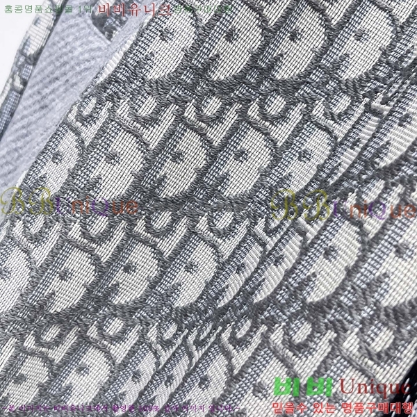   ݹ D254163580