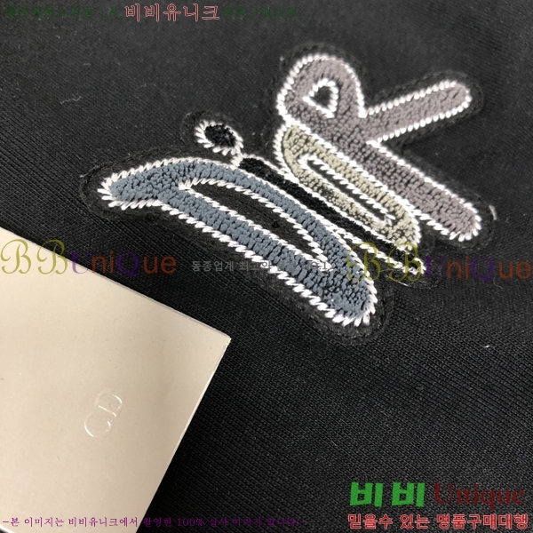    Ƽ D90772-4