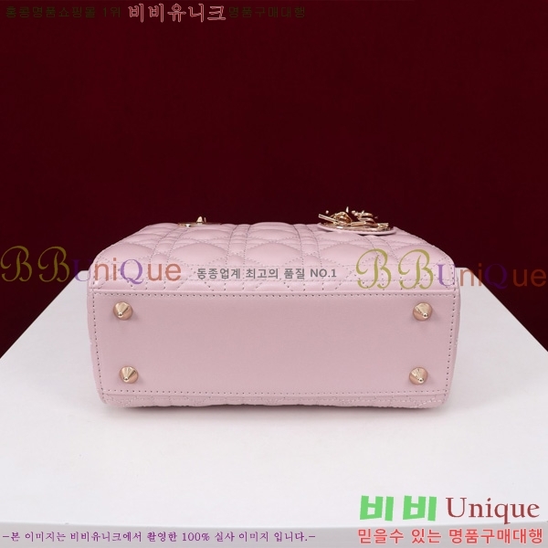 # NEW my abc ̵  24DM05385-822