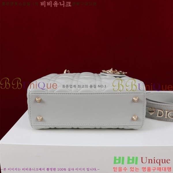 # NEW my abc ̵  24DM05385-831