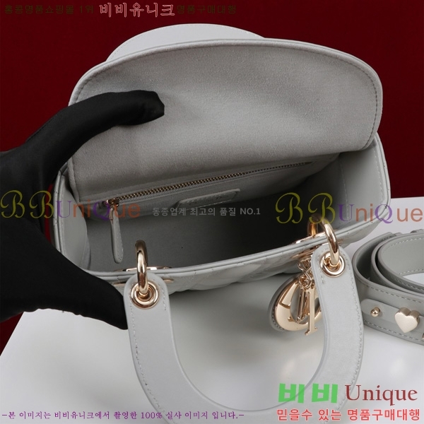# NEW my abc ̵  24DM05385-831