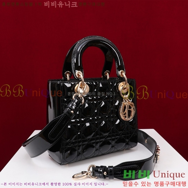 # NEW my abc ̵  24DM05385-205