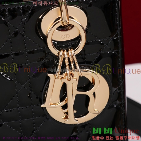 # NEW my abc ̵  24DM05385-205