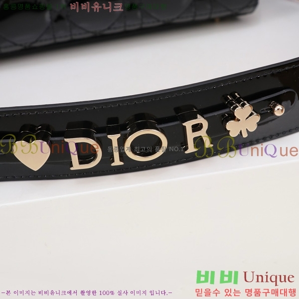 # NEW my abc ̵  24DM05385-205