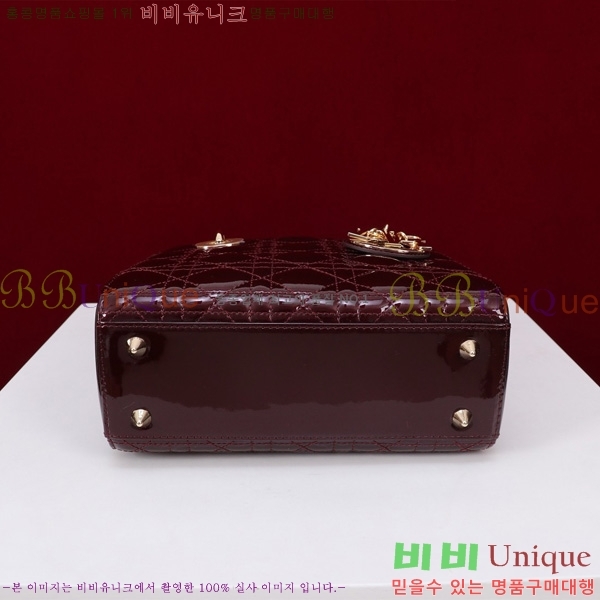 # NEW my abc ̵  24DM05385-211