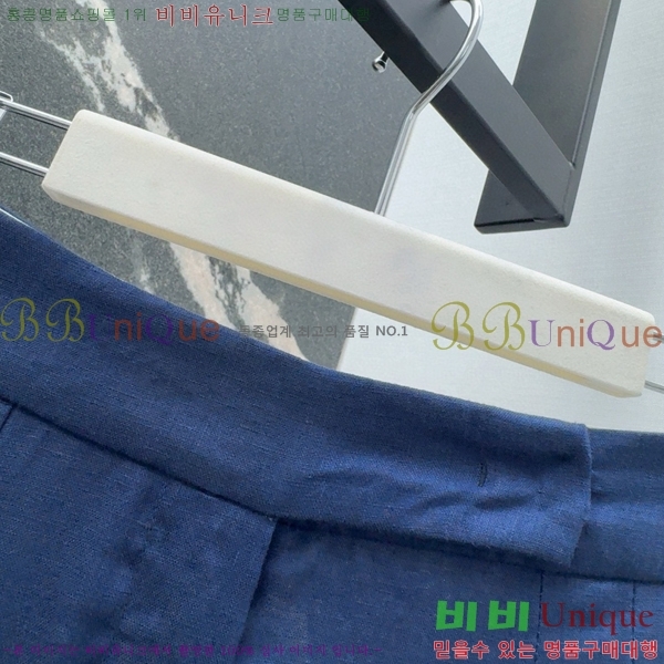    MAX151107-7