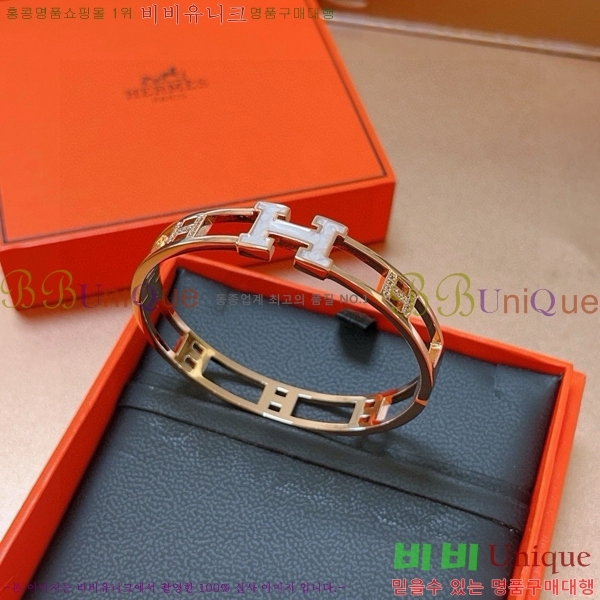 ޽  H959562-1