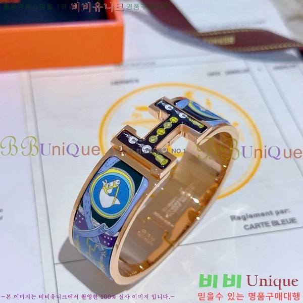 ޽  H959562-26