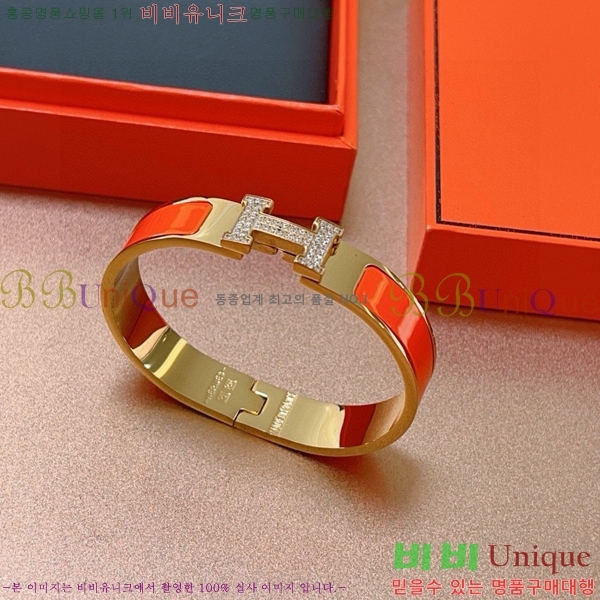 ޽  H959562-5