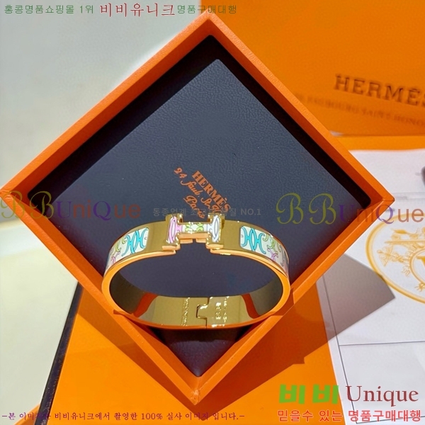 ޽  H959562-15