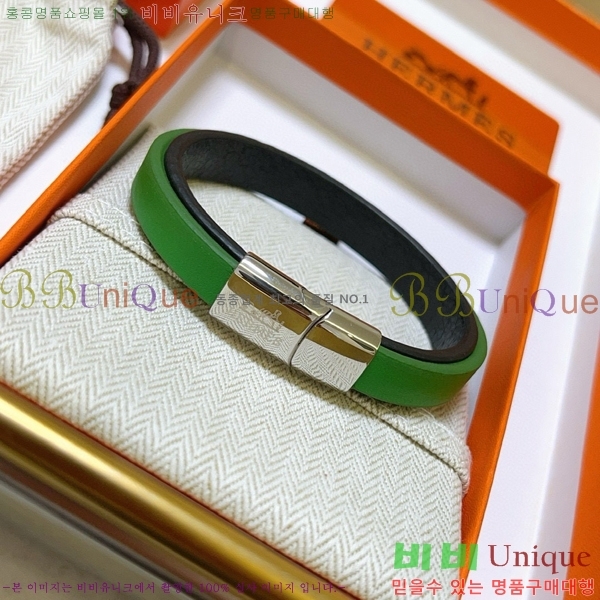 ޽  H959562-16