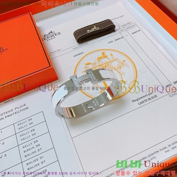 ޽  H959562-18