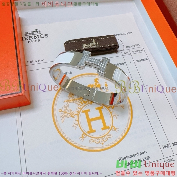 ޽  H959562-18