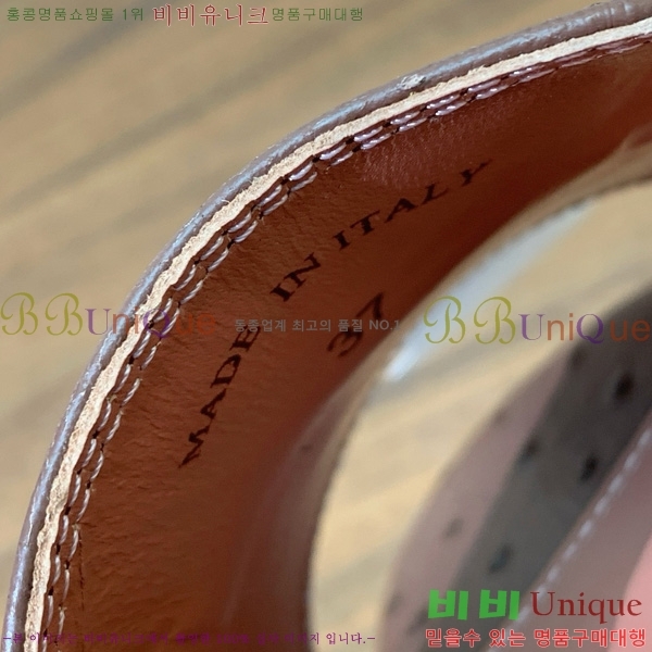 ηǾƳ    30LP7524101-8