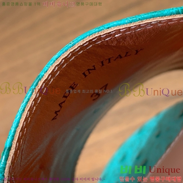 ηǾƳ    30LP7524101-4